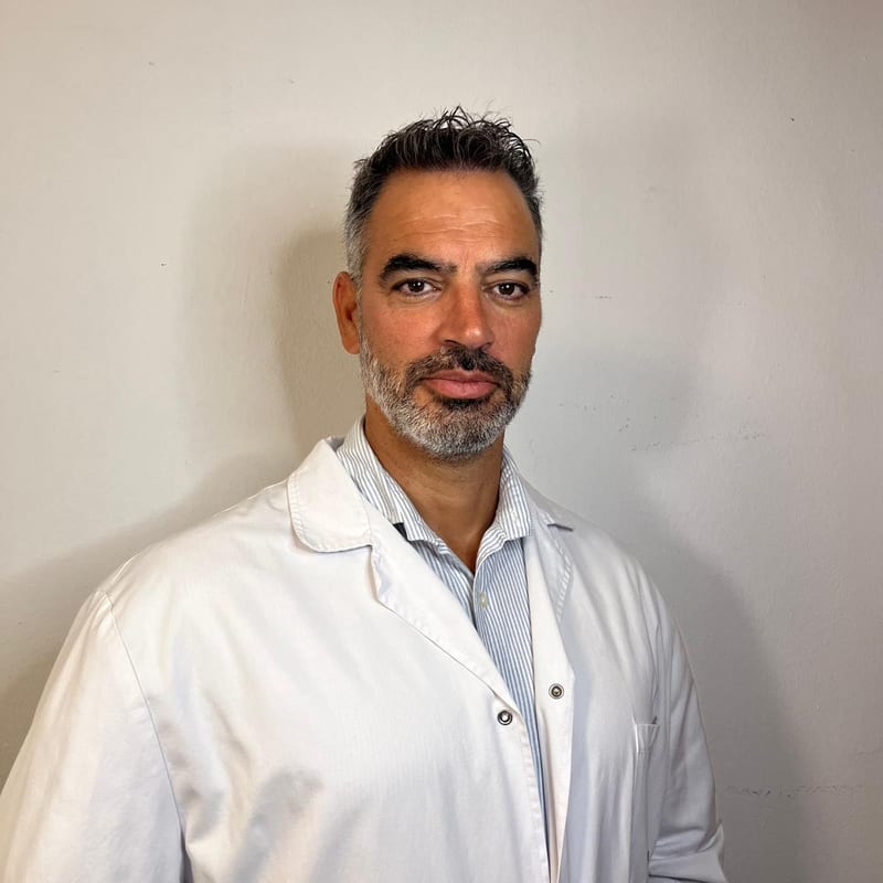 Dr. José Valero Lanau, traumatólogo y cirujano ortopédico