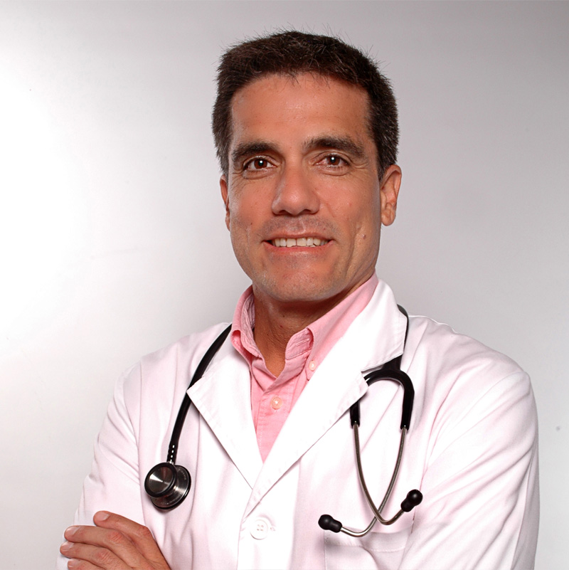 Dr. Julio Romero, especialista en medicina deportiva